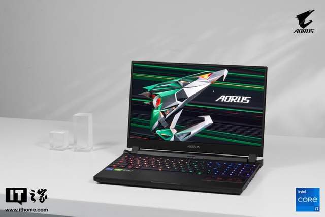 AORUS 15P XD 游戏本评测：300Hz 高刷，电竞级性能释放-腾讯新闻