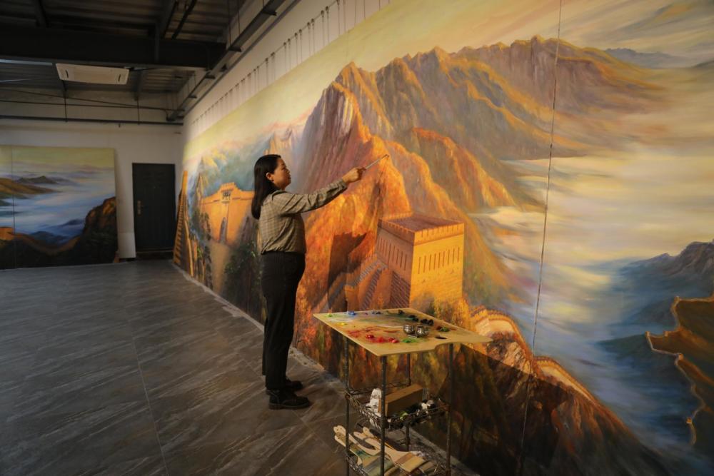 巨幅油画《万里长城中国精神》在怀柔创作完成,冬奥会期间将展出