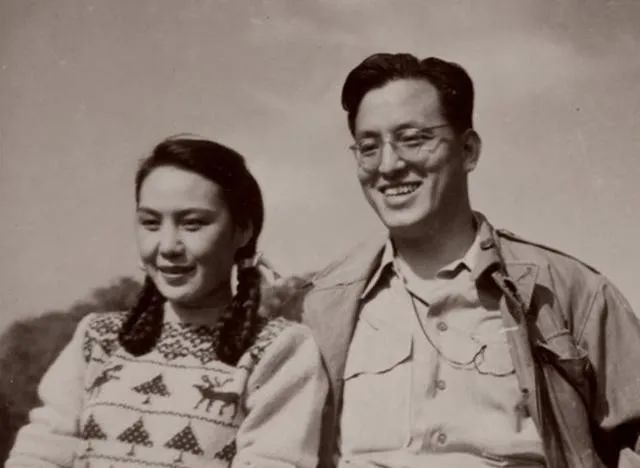 白杨(左)和丈夫张骏祥.