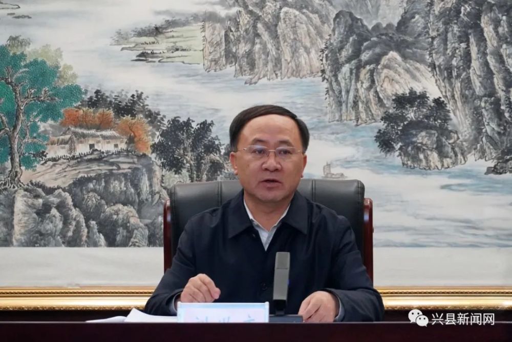【要闻】县委常委会召开(扩大)会议 县委书记刘世庆主持并讲话