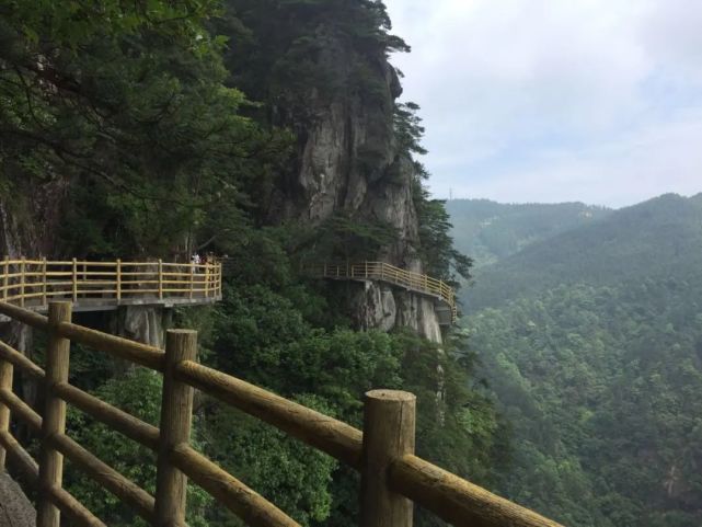 江西明月山景区面向宜春市民免门票!