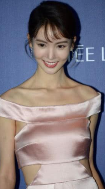 瘦成"纸片人"的6位女星,各有各的辛酸,有人患上厌食症