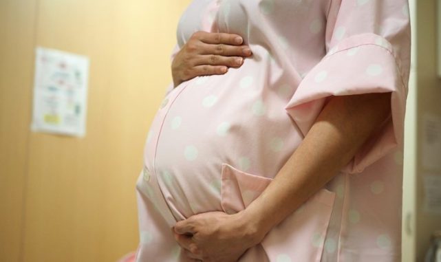 比起分娩前的产兆,产妇为啥更害怕排便？产科医生：有道理