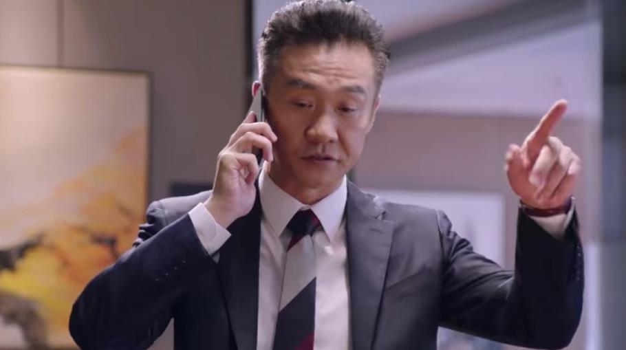 《突围》:吴斯泰真实身份曝光,所有人都被他耍了,林满江害怕了