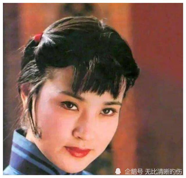 6位强行装嫩的女星有的40岁还演18岁女学生周迅刘嘉玲在列