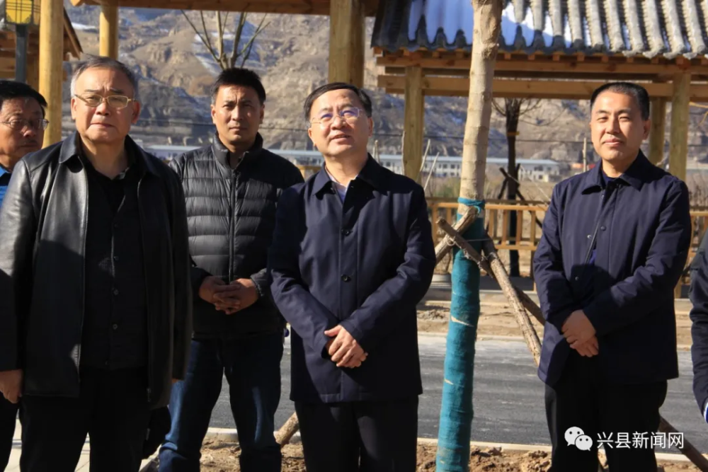 兴县:刘世庆就沿黄旅游经济和美丽乡村建设现场办公