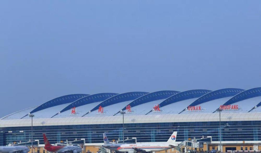 苏州市的地图上出现无锡,上海,南通的机场,却没有自己