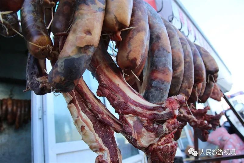 新疆昭苏:马肉飘香