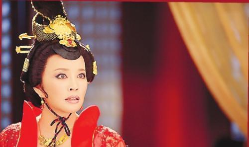 刘晓庆版《武则天》全剧共有30集,是由陈家林执导,还有中央电视台参与