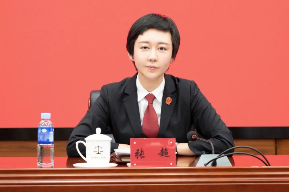 满洲里市人民法院党组书记,院长张超表示,如果当选人大代表,将继续