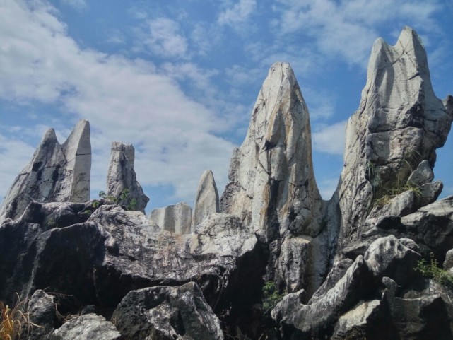 贺州玉石林景区(联)