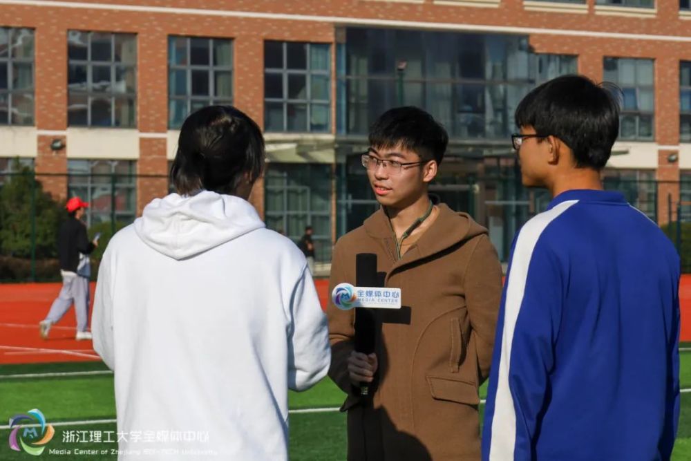 全媒体中心视频 摄像部 黄靖轩 吴逸扬 欧阳昊晨 潘丹彤 朱作淼 张