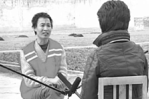 李广均犯下了最后一起杀人案,这也是他残害的第九个女性,他携带一把