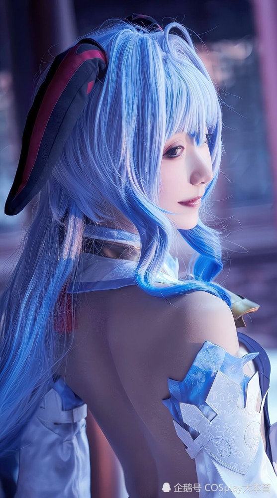 cos原神椰羊神里你更喜欢套衣服