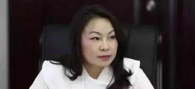 云南女高官罗敏:6年中靠美色爬到正厅级,事情败露,终自食恶果