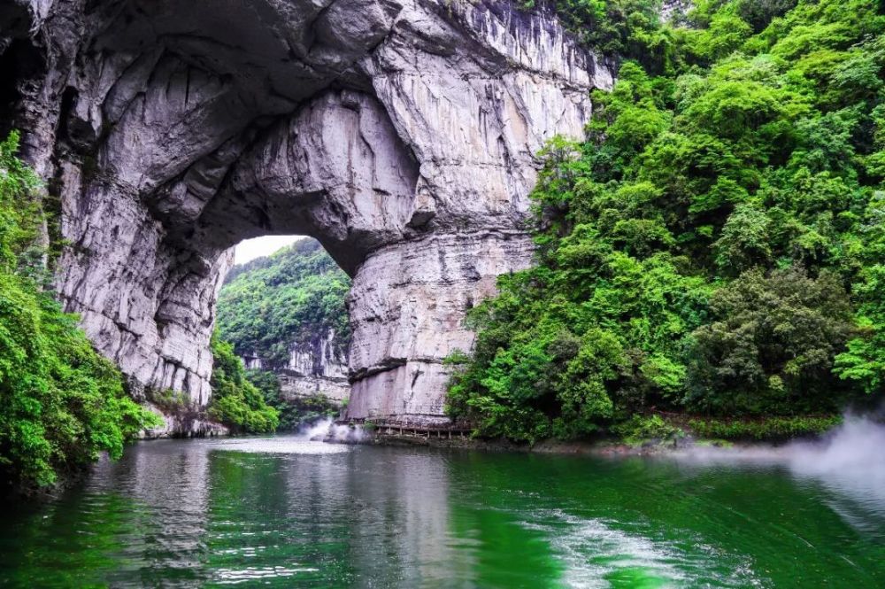 在遵义除了有美丽的自然景点之外,在这里的红色文化也是非常出名.