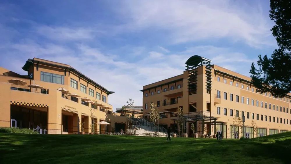 加州大学圣地亚哥分校,简称ucsd,是美国著名