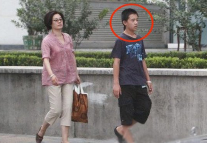 "老许你要老婆不要"从一夜成名到无人问津,害羞的丛珊经历了啥