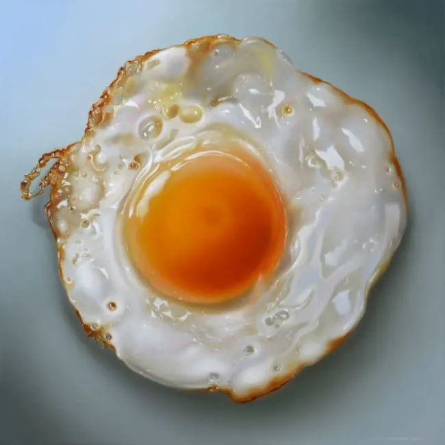 荷兰超写实油画家笔下的煎蛋,仿佛刚出锅,热腾腾地散发着香味
