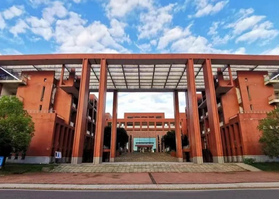 湖南工业大学
