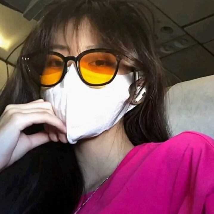 ins戴口罩女头像