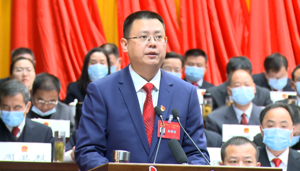 大会执行主席郝爱芳,周黎,王波,秦新平,张志刚,陈建,朱建荣,余勇,胡静