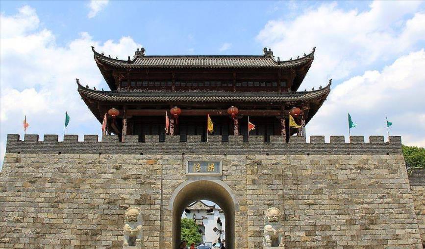 被景德镇珍藏千年的古县城被誉为瓷都之源多次获得博览会金奖