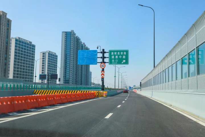 高架贯通现彩虹杭州彩虹快速路部分路段通车试运行