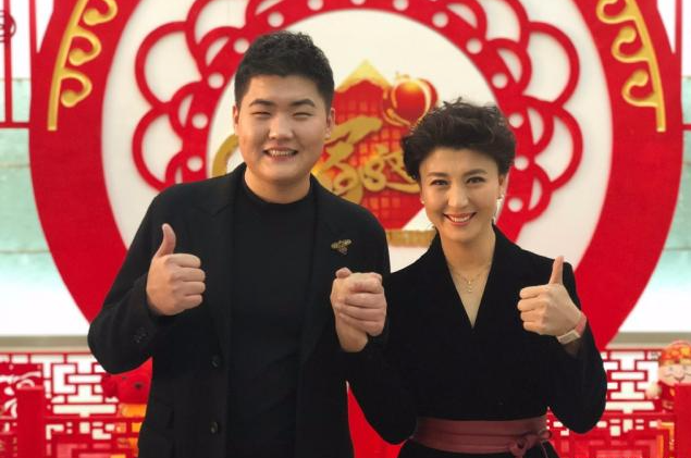 闫学晶花200万为儿子林傲霏举办婚礼明星朋友悉数到场却不见好友赵