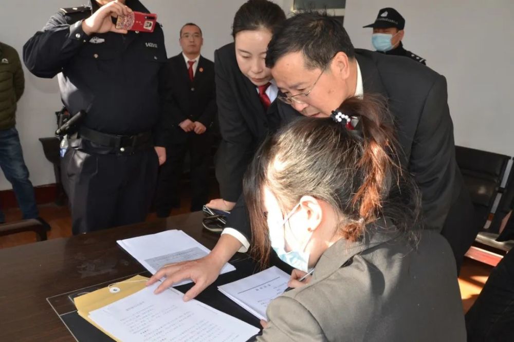 陵川两人被强制执行