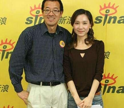 为此,他煞费苦心终于等到了杨桂青肯和自己约会.