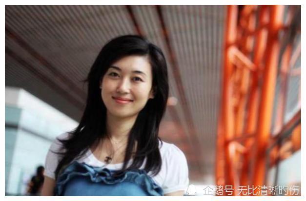 李红:出身乡村却逆袭央视一姐!统一两岸审美,无奈总被谣言缠身