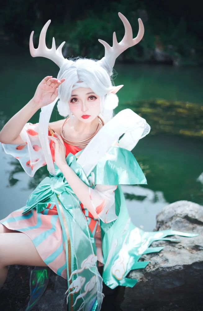 王者荣耀遇见神鹿瑶cosplay作品欣赏