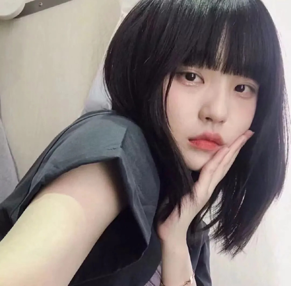 一眼爱上的女生头像