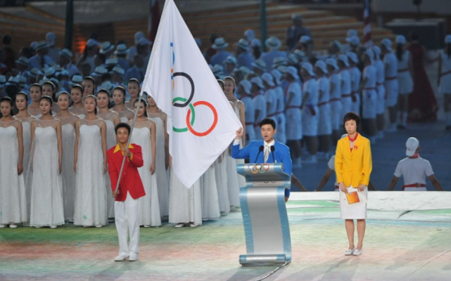 韩国体操公主许昭英,不顾父母反对,坚持嫁中国裁判黄力平