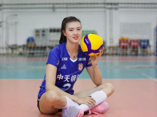 中国女排里约夺冠12人今安在恐仅有龚翔宇和丁霞征战新赛季联赛