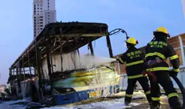 厦门公交车爆炸案始末27岁无业男子炸毁公交致上百人伤亡