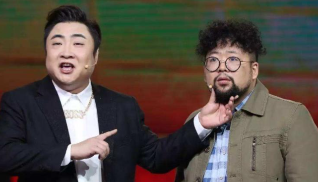 并出演了喜剧电影《牛头不对马嘴》,电影一经上映,便收获了不小的成效