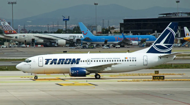 罗马尼亚航空(tarom)11月7日退役了最后一架波音737-300(注册号yr-bge