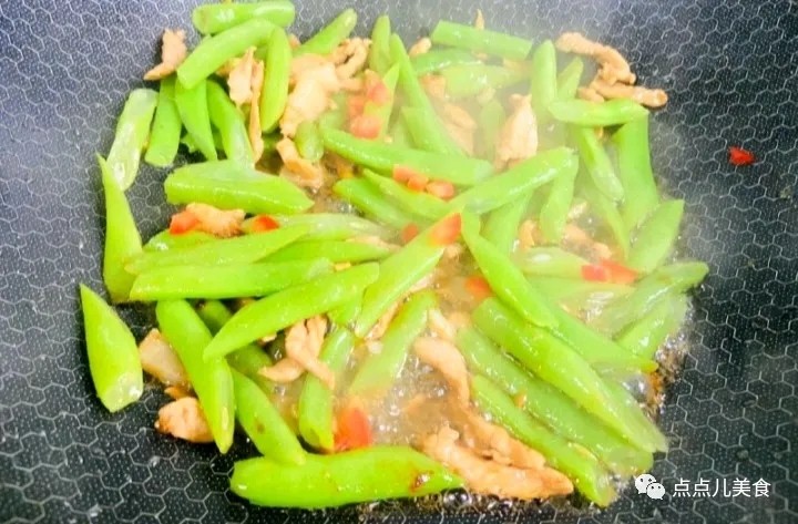 炒四季豆时四季豆别直接下锅,多一个步骤,做出来香嫩翠绿还入味