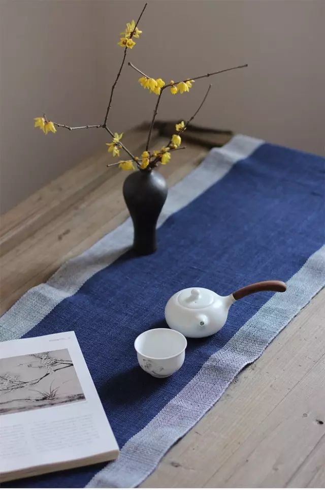 借茶香茶韵,构筑出淡泊谦和的意境.饮茶是一种乐趣.