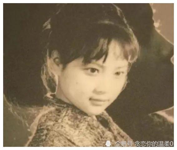 茹萍:最美苏麻喇姑,"大宅门"里的黄春,带女儿婚幸福