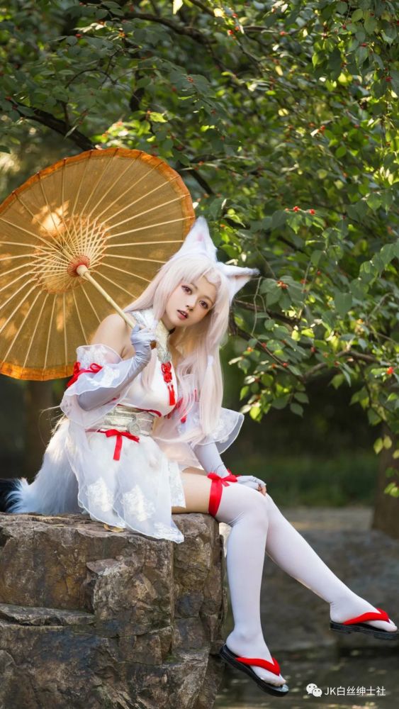 cos:永劫无间白丝胡桃cos正片@黑猫猫