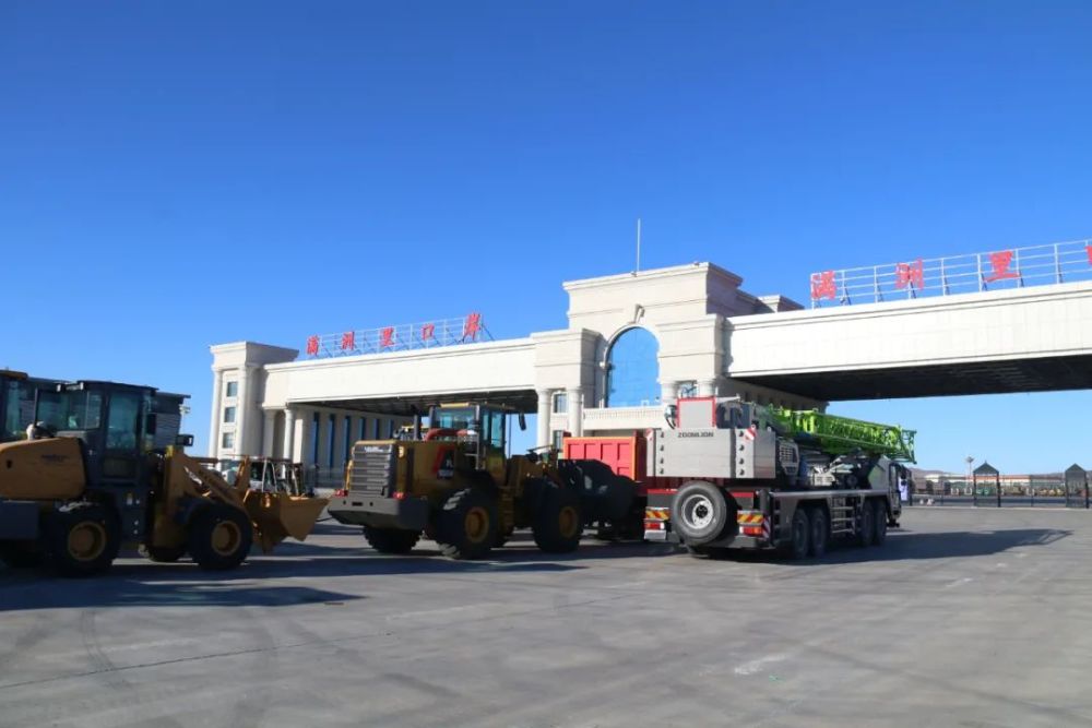 【贯彻落实全市经济运行分析会议精神】今年经满洲里公路口岸整车出口