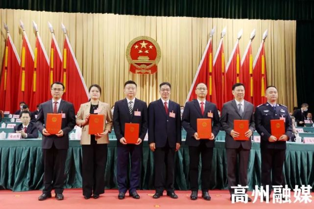 卢巧智当选为高州市人民政府市长