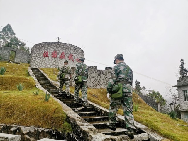 广西那坡县天池国防民兵哨所哨兵凌尚前:41年坚守 矗立南国边陲的"