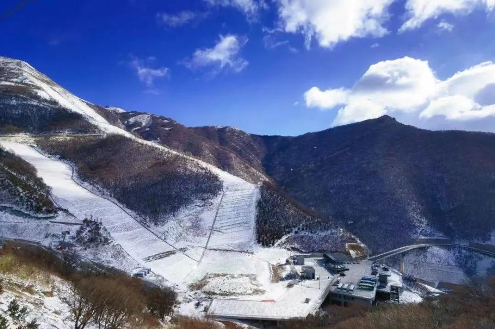 延庆赛区核心区北区,是国内首个符合冬奥会标准的高山滑雪比赛场地,总