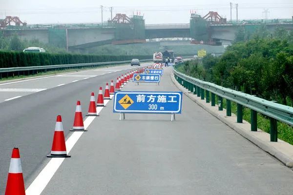 929路况提醒:g40沪陕高速这一段将实施交通管制