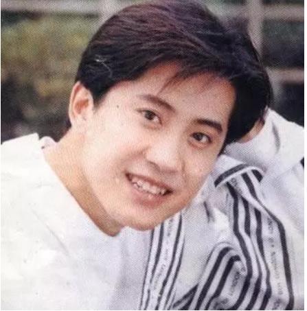 杨钰莹巅峰期爱上走私大亨他出狱后娶妻生子她却至今未婚