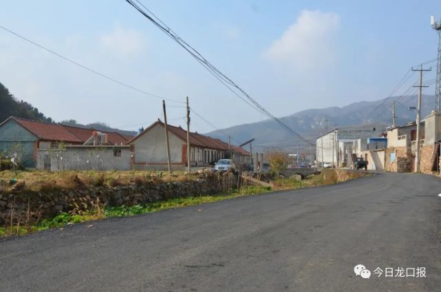 现在正展现着仙境般的乡野美好这个位于龙口市最东南的村庄石良